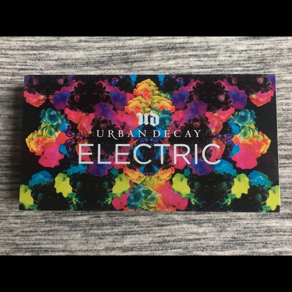 Urban Decay Other - Urban Decay Electric Bright Eye Shadow Palette